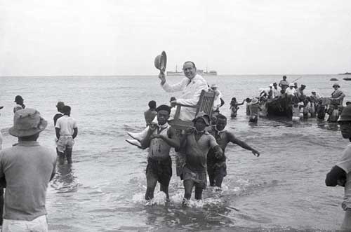 llegando a la playa